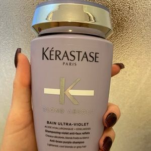 Kérastase Purple Shampoo.